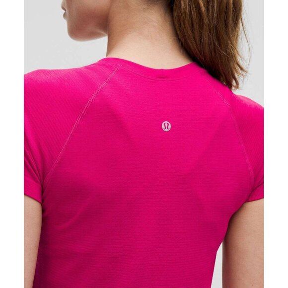 Swiftly Tech Short-Sleeve Shirt 2.0 Race Length - Passionate - Picture 5 of 5